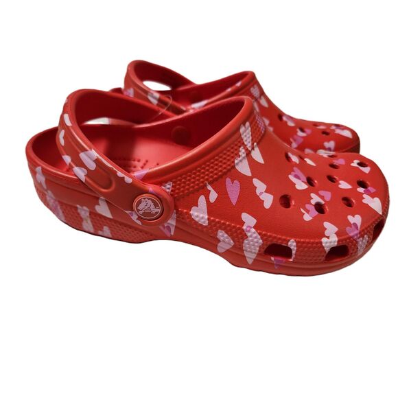 Crocs Classic VDay Clog Women's size 7 Heart Graphics - Picture 1 of 6